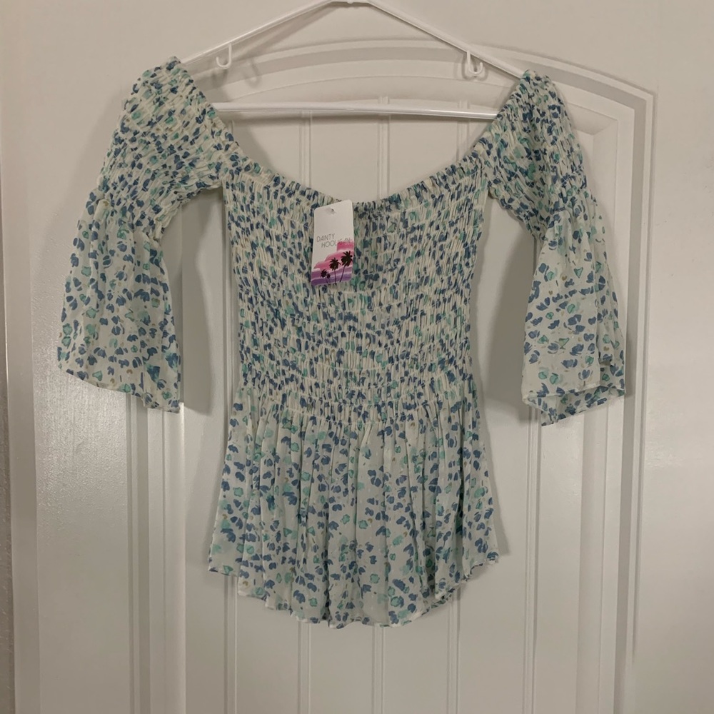 NEVER WORN Dainty hooligan blouse - Picture 2 of 2